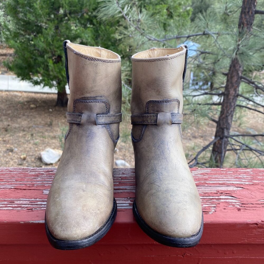 Vintage Frye Boot Billy Distressed Ankle Boots: Women's Size 7.5, Good Condition